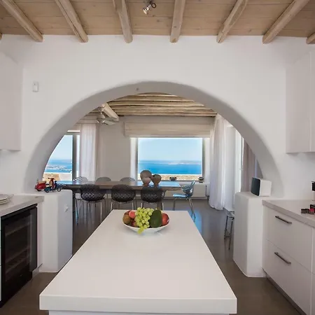 Vila De Lucien Fanari (Mykonos)